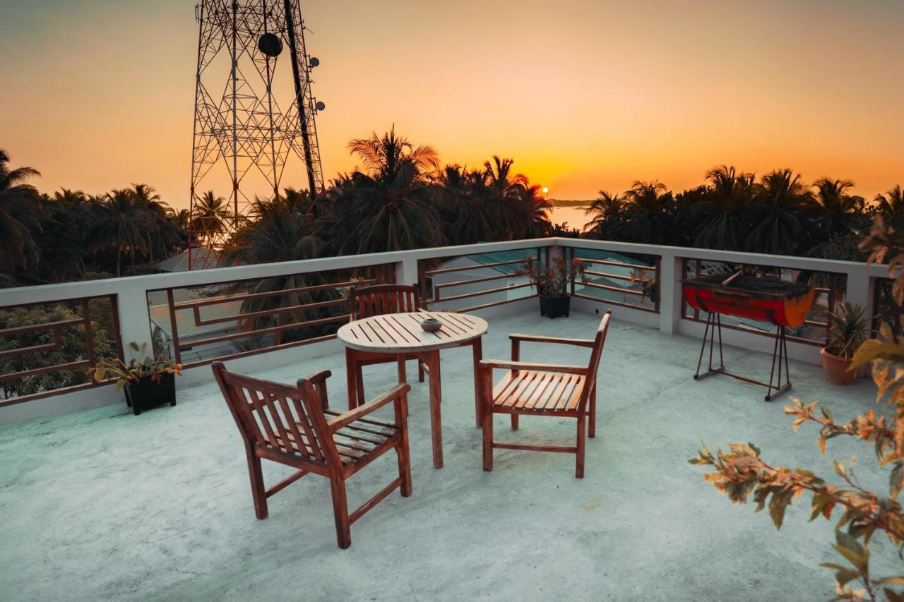 White Coral Rasdhoo Hotel Exterior photo