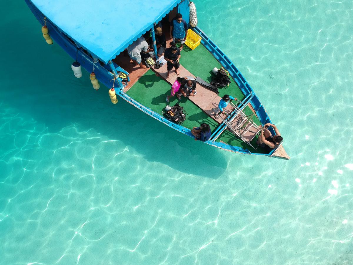 White Coral Rasdhoo Hotel Exterior photo