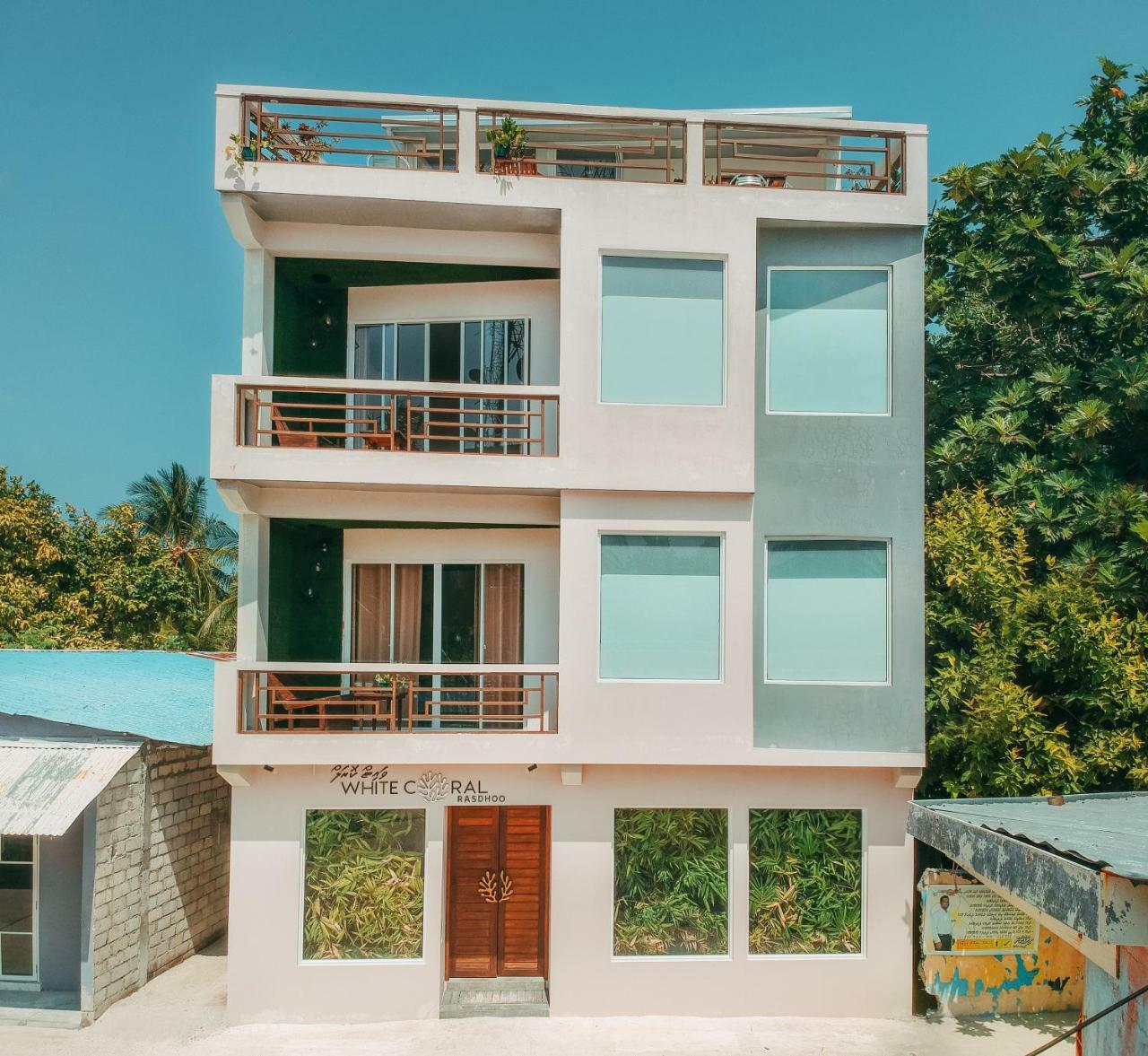 White Coral Rasdhoo Hotel Exterior photo